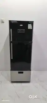 3door whirlpool proton fridge in excellent condition with warranty