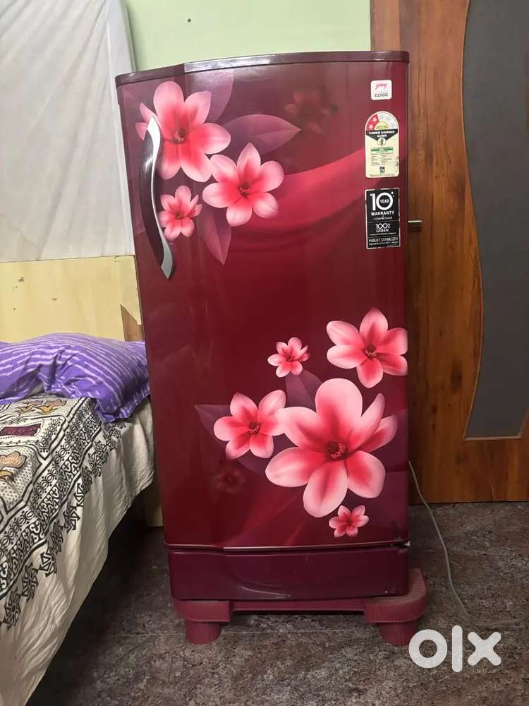 Godrej refrigerator 190 litres capacity red color