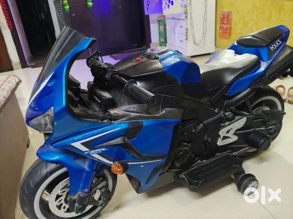 Motorcycle toy