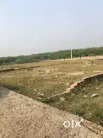59 GAJ BASTI DONO TARAF ACHA PLOT NIVESH  YA RAHNE KE LIYE