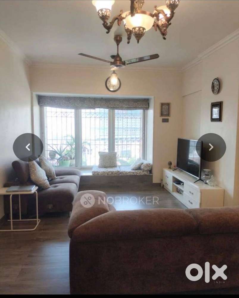 Excellent 15 yrs old tower facing Lokhandwala R1,150oad