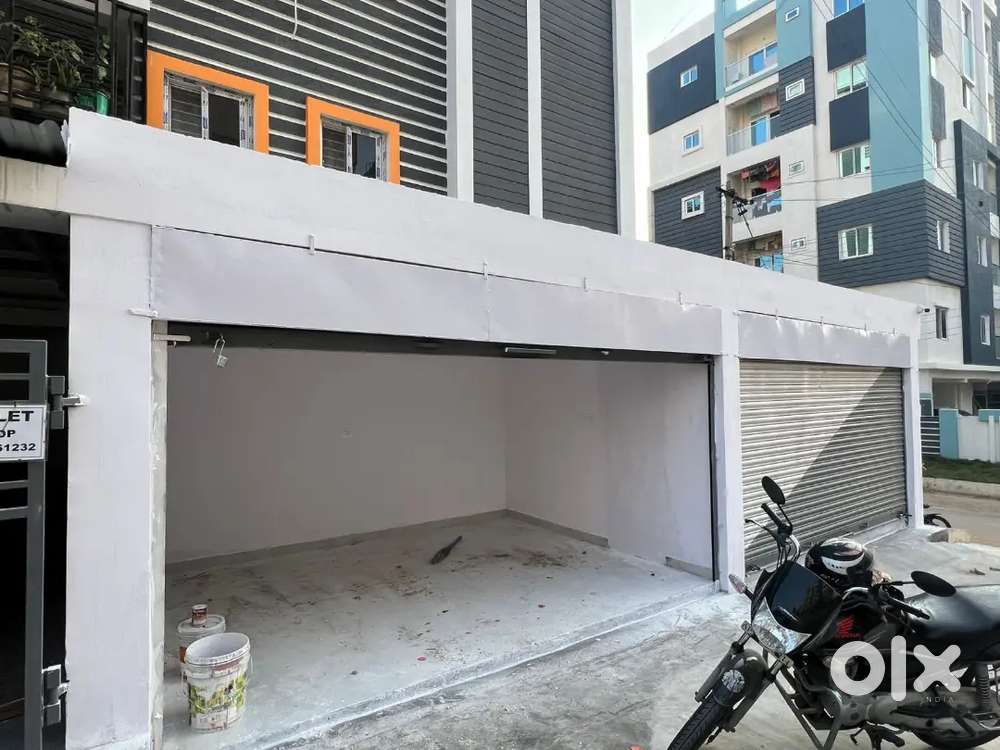 200 sq feet commercial Shop for rent