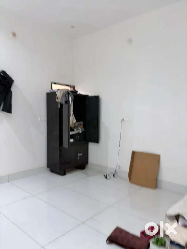 3 bhk portion Rent