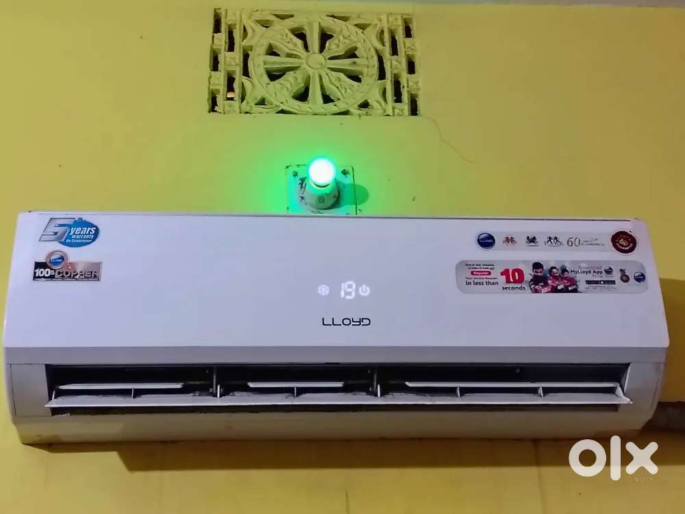 Lloyd 1.5 Ton 3 Star Split AC (LS19A3B) 2019