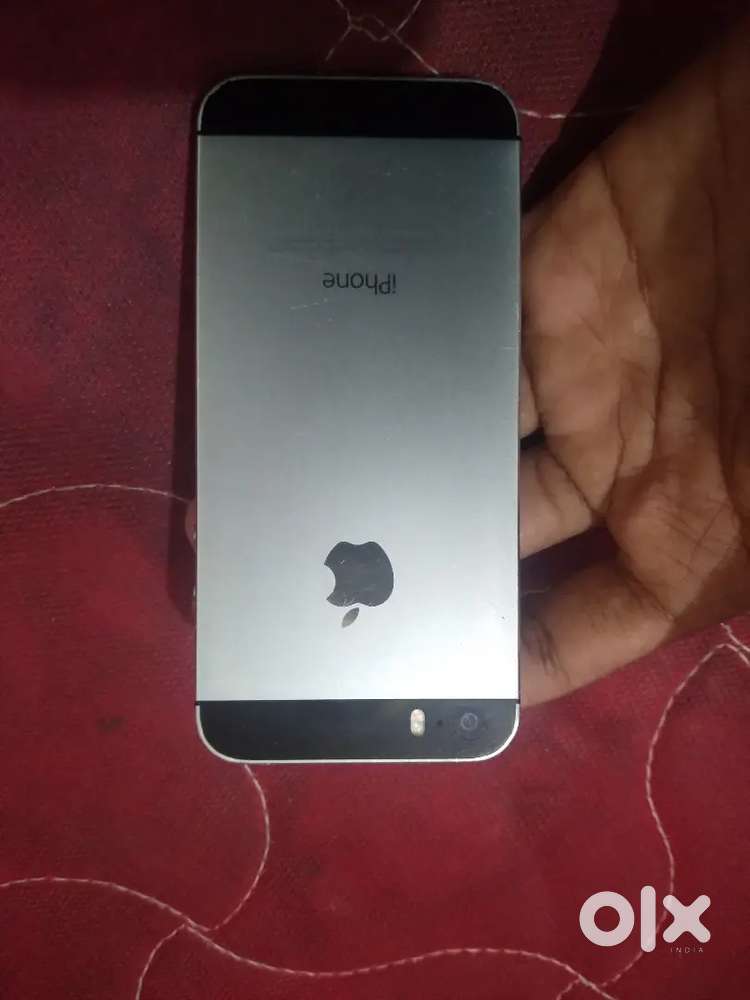 ismein iCloud lock hai