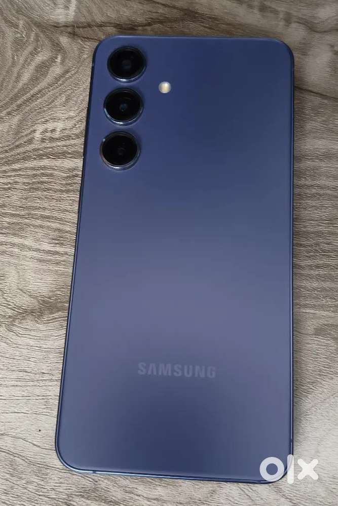 Samsung S24