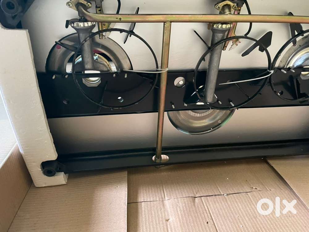 Stylish 3 Burner Glass Stove