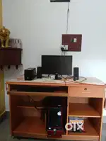 DESKTOP PERSONAL COMPUTER WITH BIG TABLE