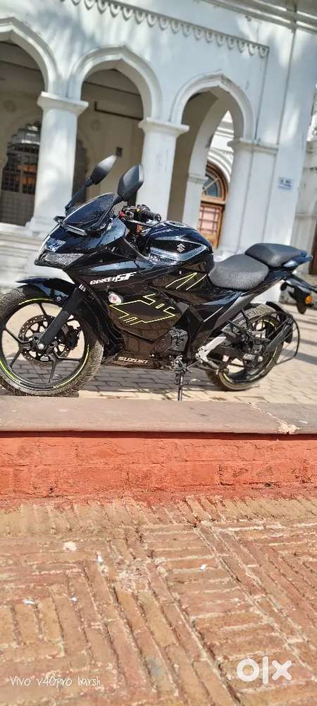 Suzuki Gixxer sf