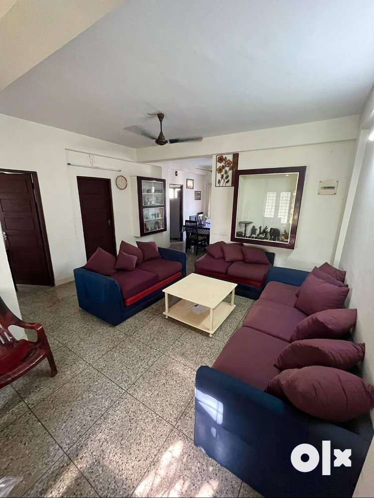 3 bedroom furnished apartment with attached bathrooms