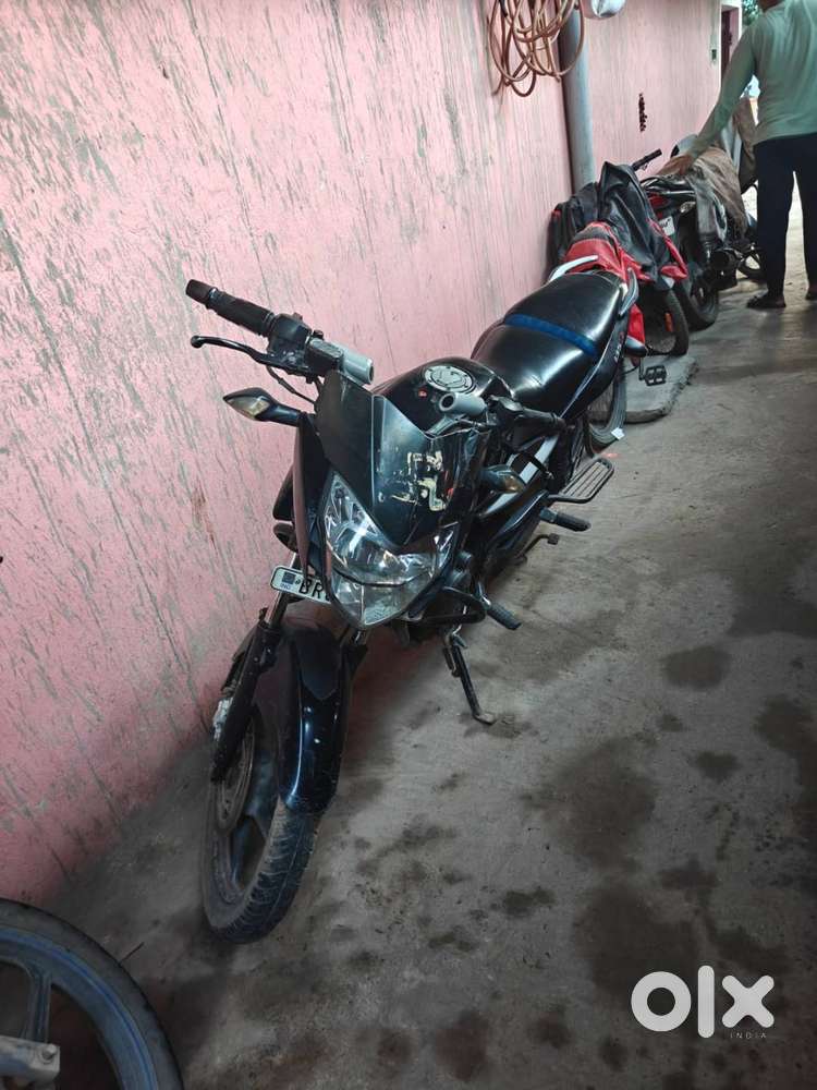 Bike is fully service and very good condition 50+ mileage deti hai
