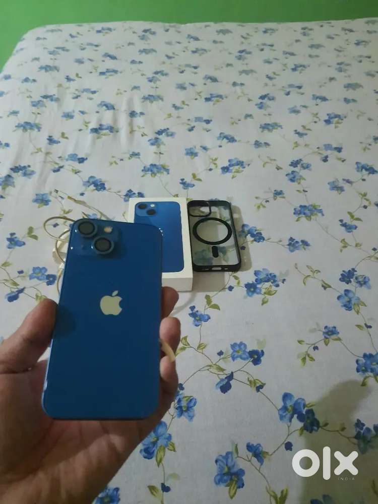 Iphone 13mini(128gb)5G, battery hlth=79