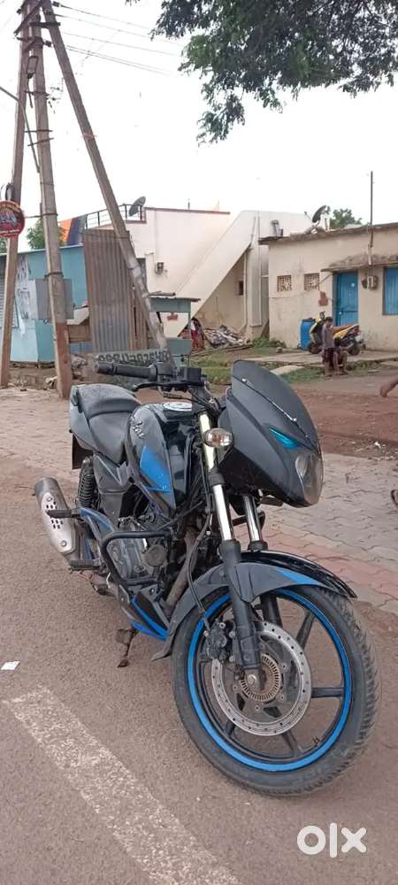Pulsar 150