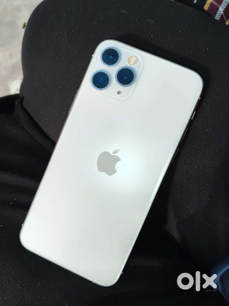 Iphone 11 pro white colour 256 GB