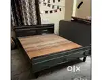 Wooden cots fr sale wardrobes fr sale