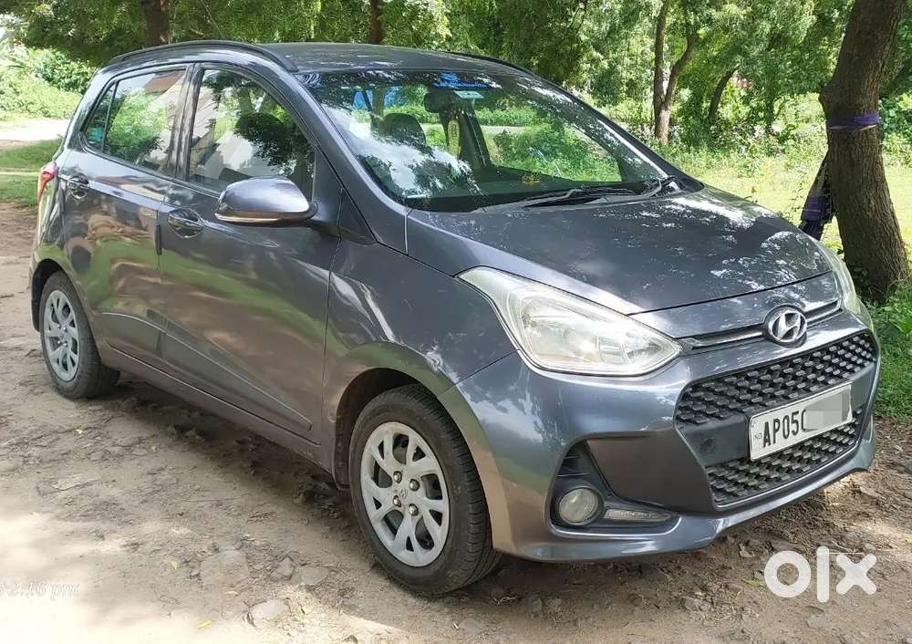 Hyundai Grand i10 2017 Petrol Well Maintained