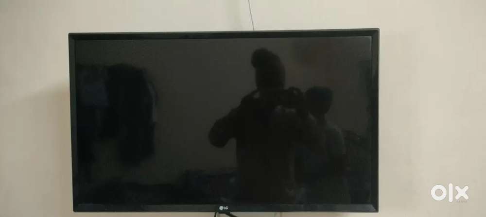 LG TV 32 inch