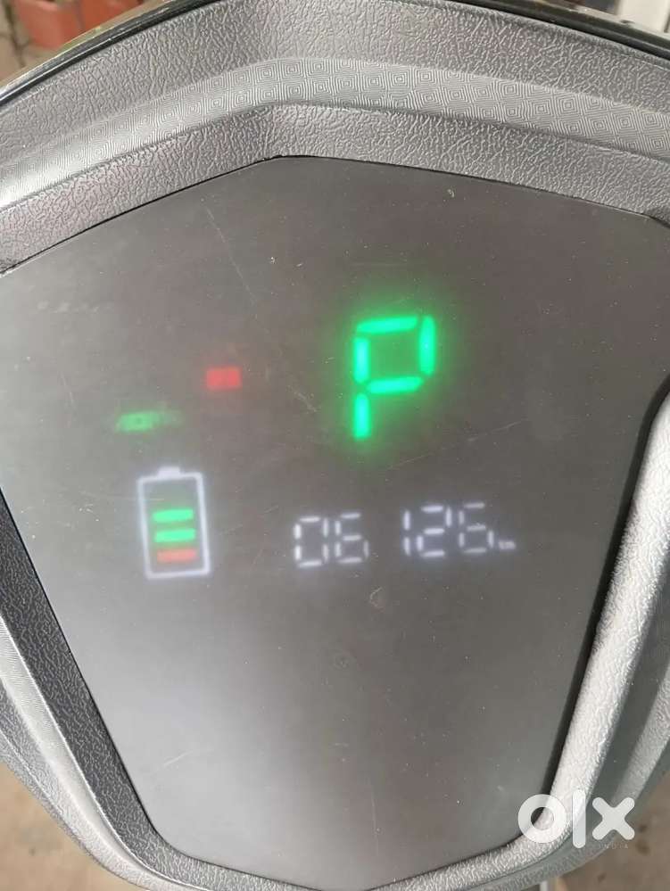 EV Vehicle along with charger (for sale)