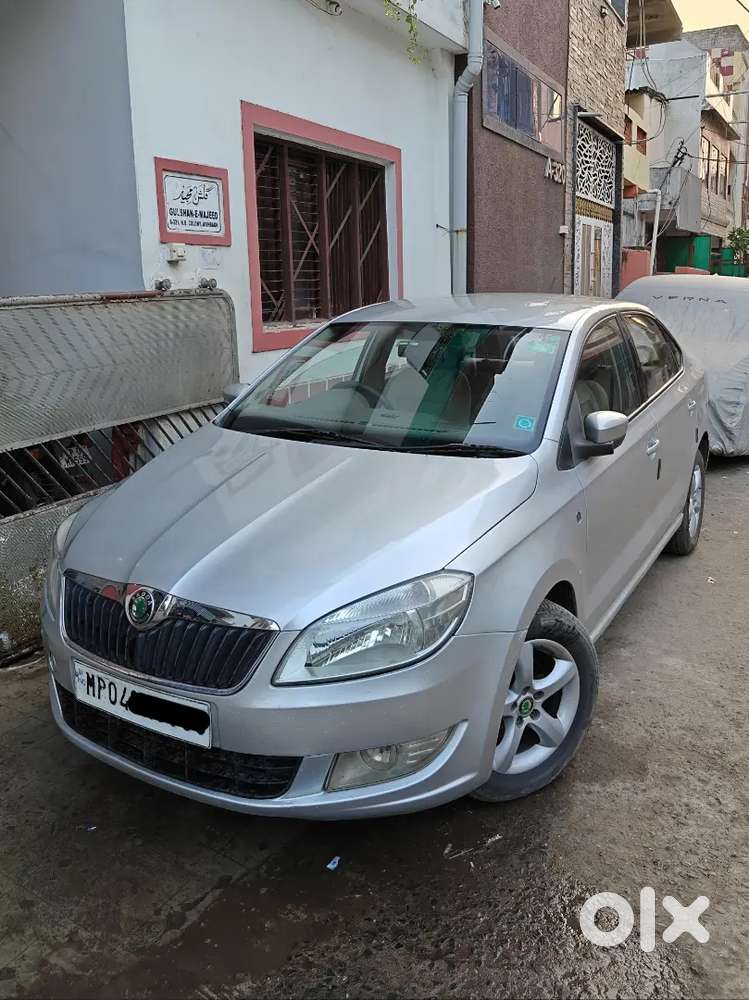 Skoda Rapid 1.6 Tdi Top Variant
