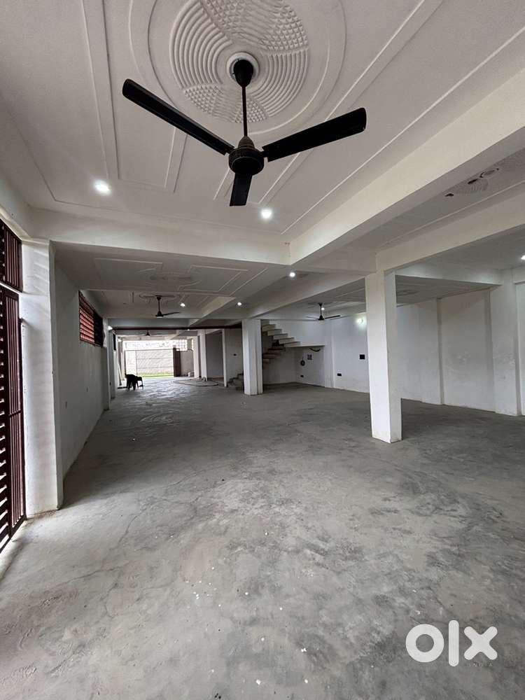 Hall rent for godown restaurants office etc !