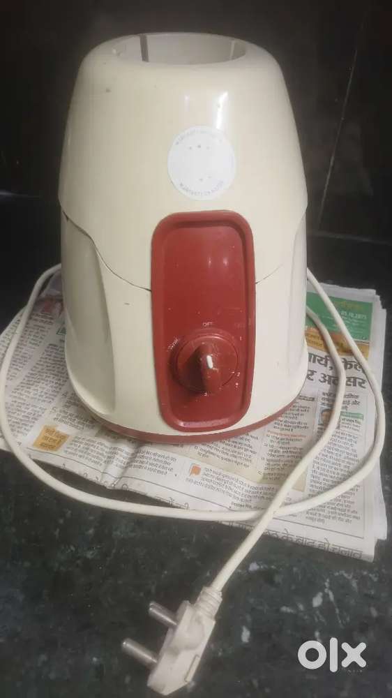 Branded Mixer Grinder in Excellent condition Fully Working