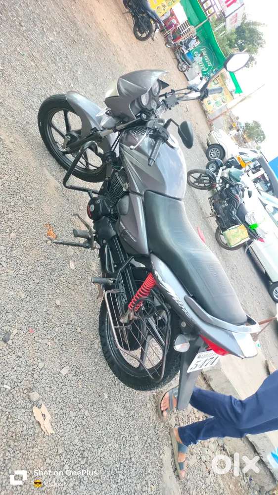 Best condition shine bike year 2015