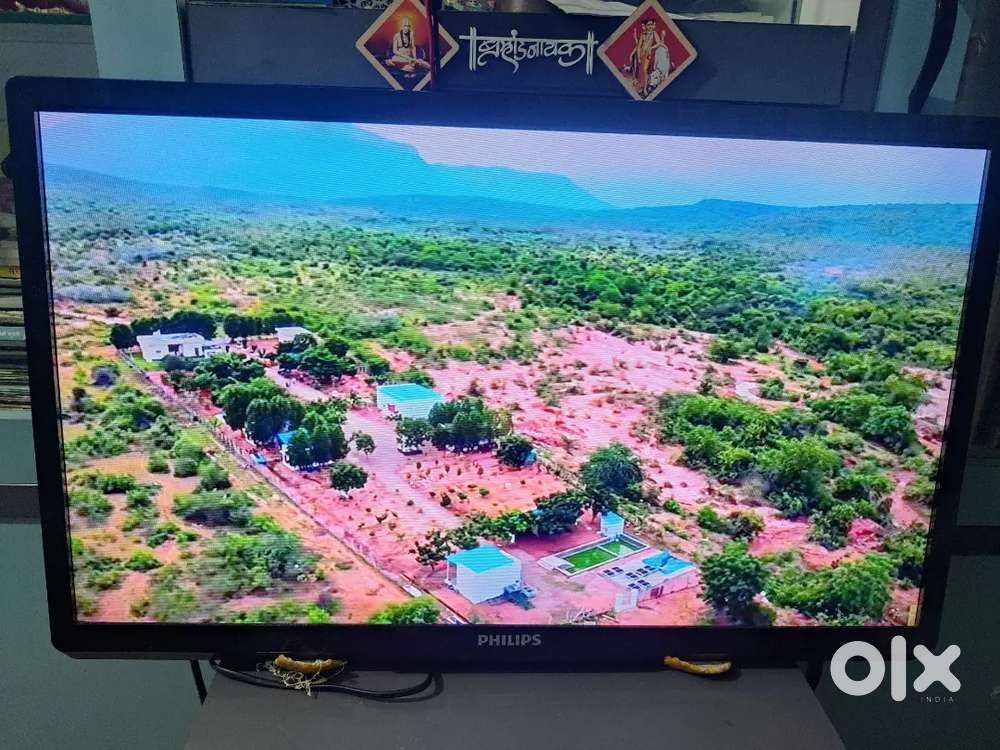 PHILLIPS 32 INCH LED TV (NOT ANDROID)