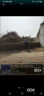 200 gaj pura neev bhara hua  Lal fatak railway line k kinare