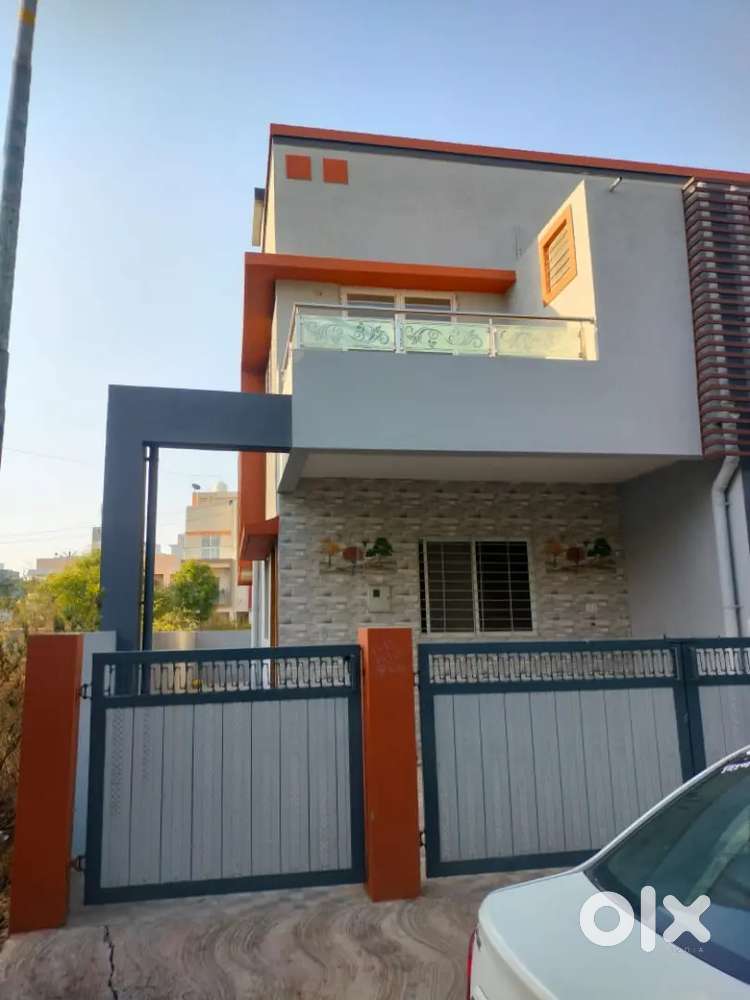 Dhyani Row bangalow