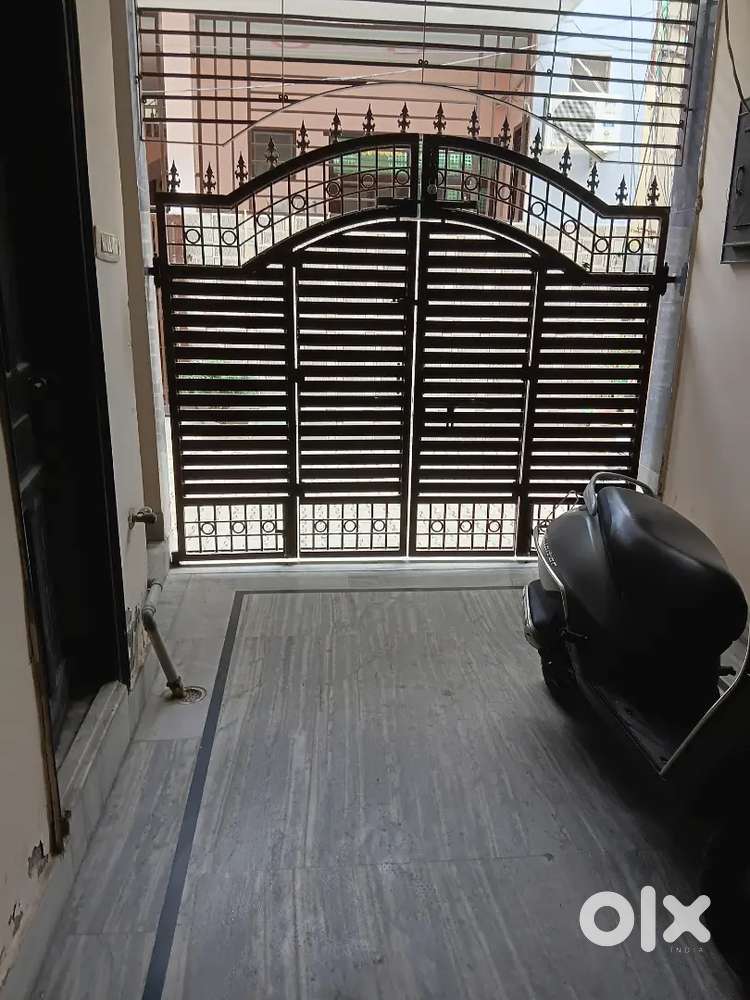 Room available for girls and family