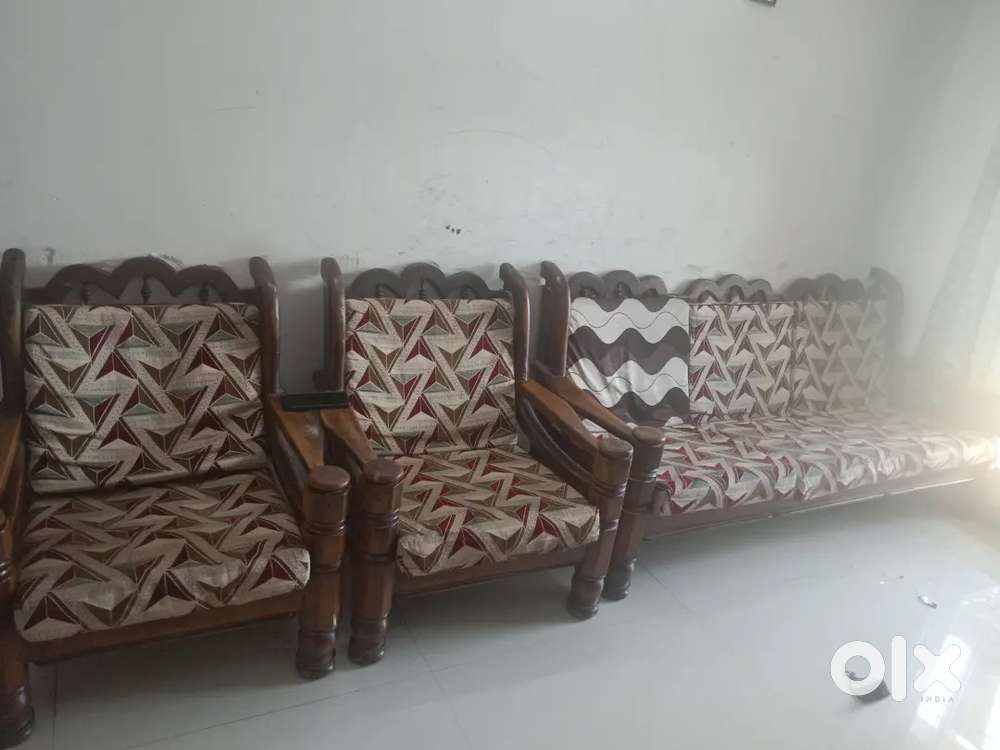 Sofa set to sell