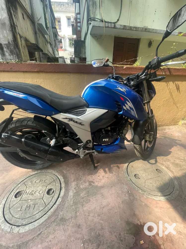 Apache 160 4V dual Abs showroom condition