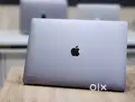Apple Macbook Pro i9 16GB Ram 1TB Apple SSD 5.5gbGraphics Touchbar