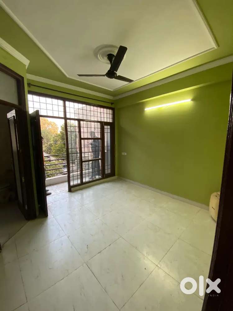 Newly renovated 2 bhk flat