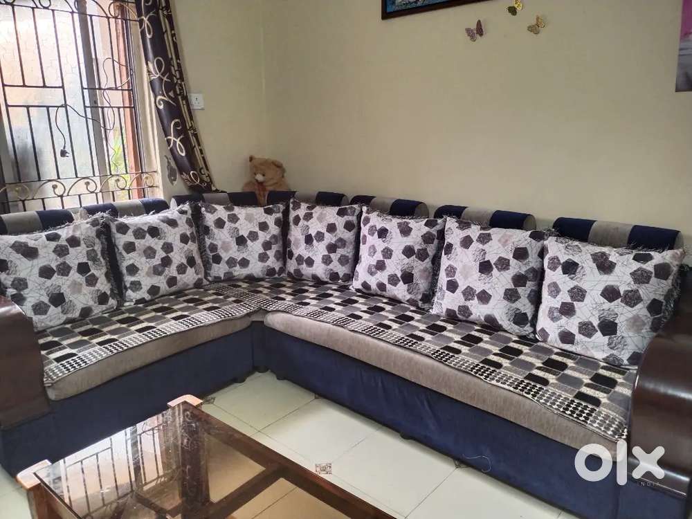 Want to sell sofa set