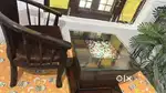 full lobby set-4chairs & 1 table
