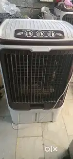 2 Coolers (4 years old each)