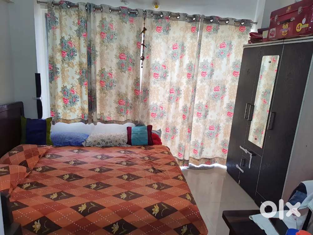 Wagholi Lohgaon Road 1bhk 37lac main road