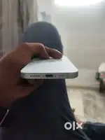 Iphone 15 .selling to buy new one