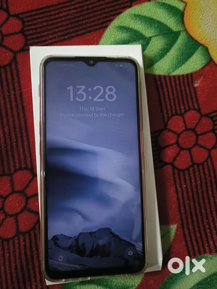 Oppo A77s 8 GB Ram and 128 gb Storage