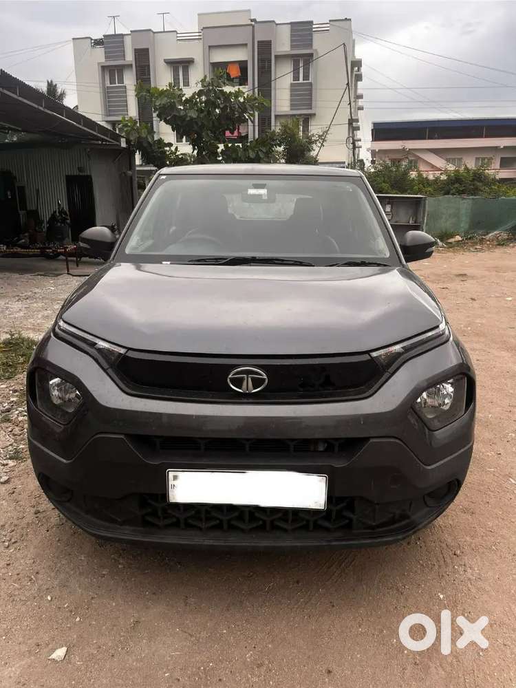 Self drive cars available