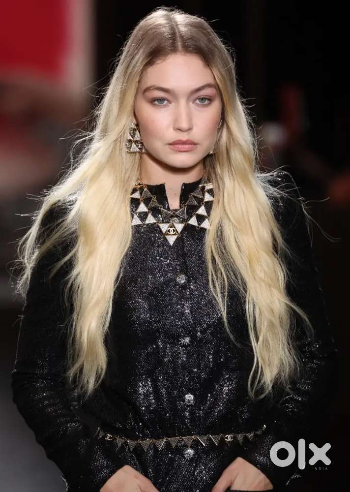 We need good looking girl for sponcer meeting on commision basis