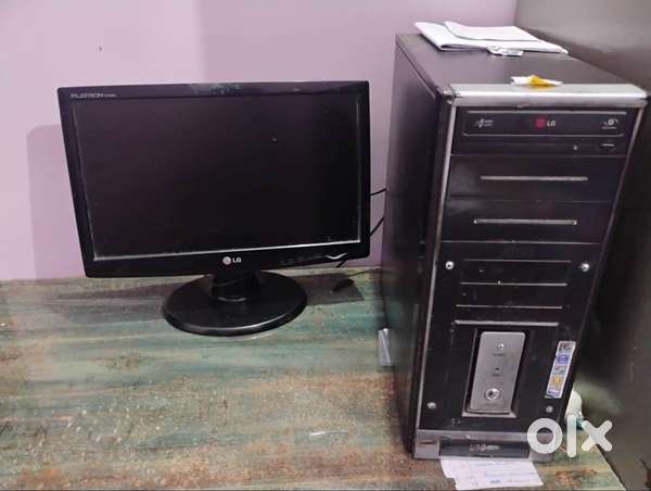 LG CPU LG monitor in working condition