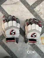 SG Test Right Handed Gloves ( Youth Size ) For Sale.