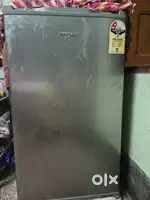 Whirlpool 92l mini fridge