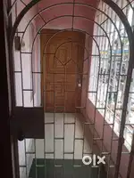 Roadside building 1st floor 5BHK for rent office/Tution Centre/ Family