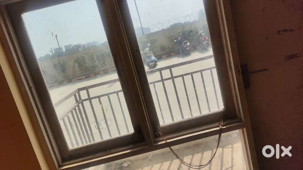 Need Flatmate for 2 bhk sharing