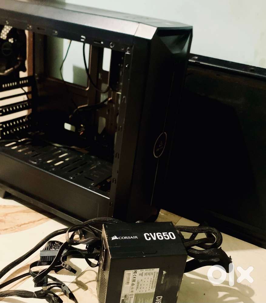 Corsair Powere Supply + Antec PC Case