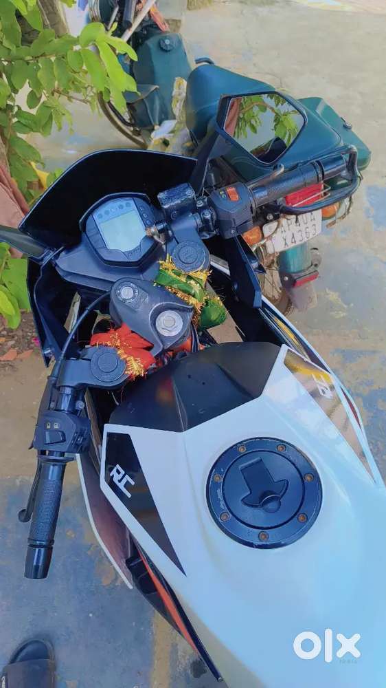 Money  urgent so iam selling