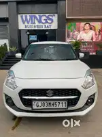 Maruti Suzuki Swift VXi + Manual, 2022, Petrol
